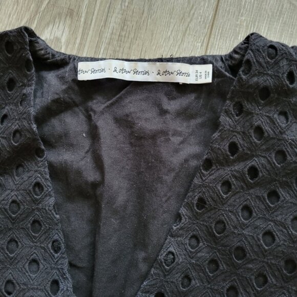 & Other Stories eyelet wrap v-neck mini dress black tulip split lined size 4 XS - Picture 1 of 5